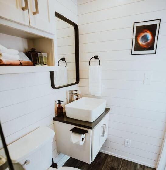 هاستل New Starry Night Shipping Container Home