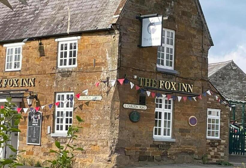 旅馆 The Fox Inn
