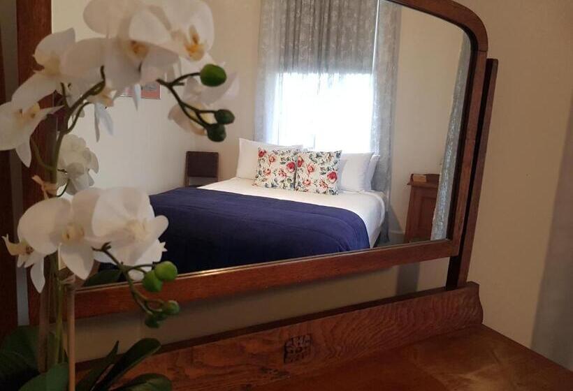 צימר Riverhead Villa