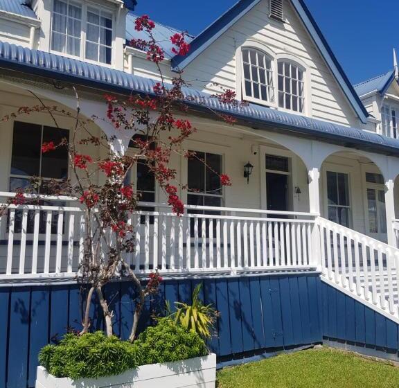 צימר Riverhead Villa