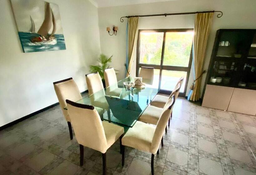 ホテル Casa Calidris   Bed, Wine & Breakfast