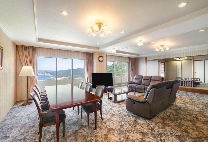 هتل Grand Mercure Awaji Island Resort & Spa