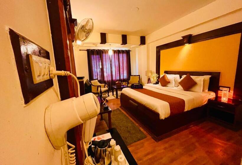 فندق The North Wind In City Center, Manali