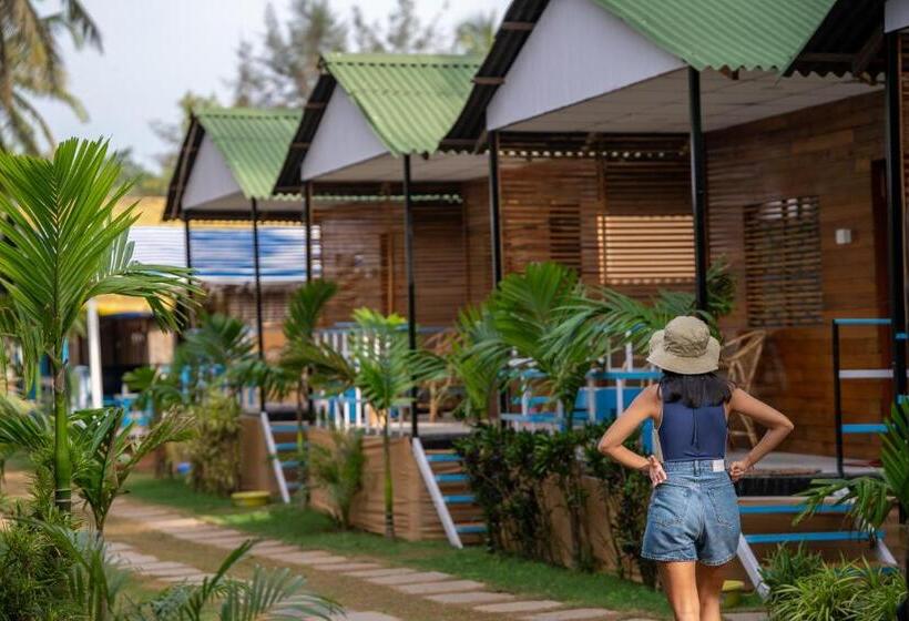فندق The Tito S Blue Sky Beach Resort