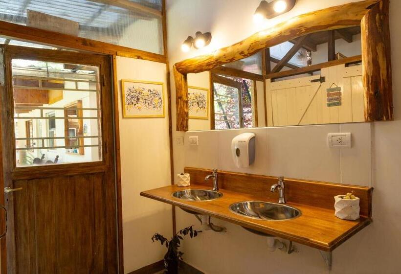 بنسيون Hostel Cosmo