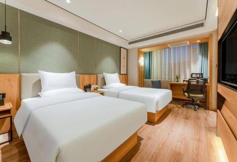 Zhanghe Hotel   Hailiang Plaza, Hohhot Railway Station