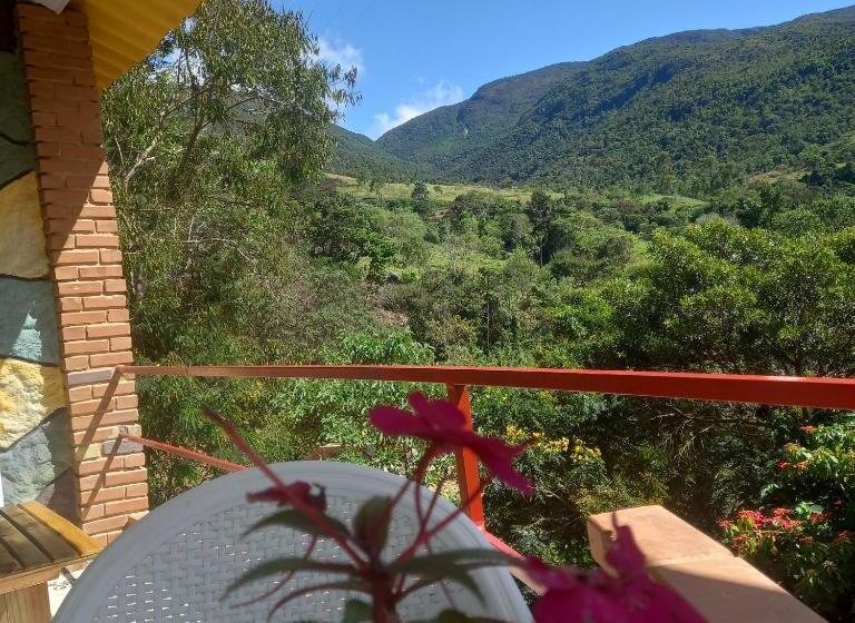 ユースホステル Pousada Rancho Das Flores