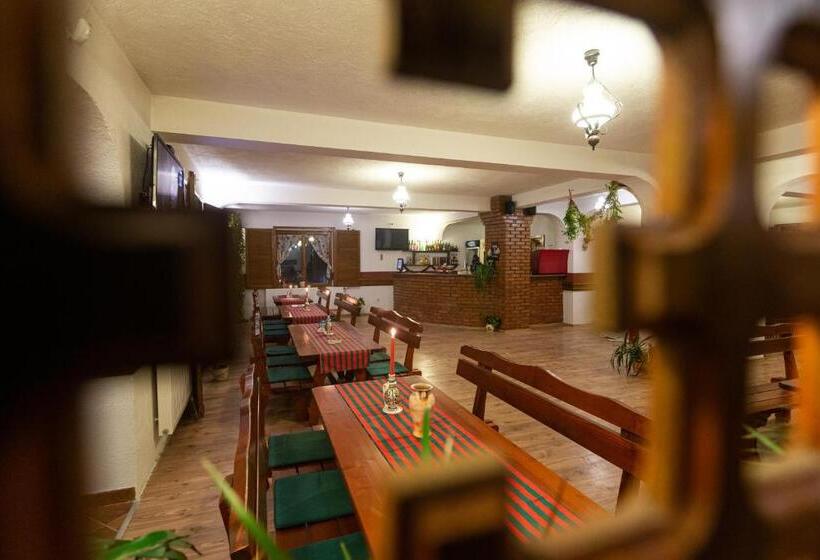 צימר Pensiunea Si Restaurant Erdo