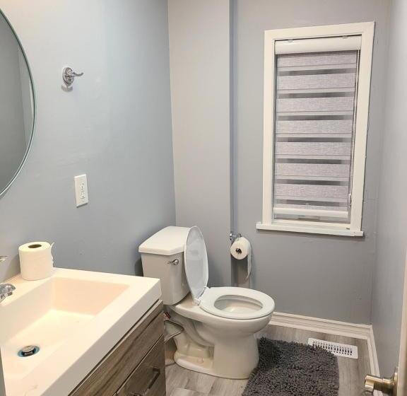 ベッドアンドブレックファースト Downtown Ottawa Spacious Room Accommodation