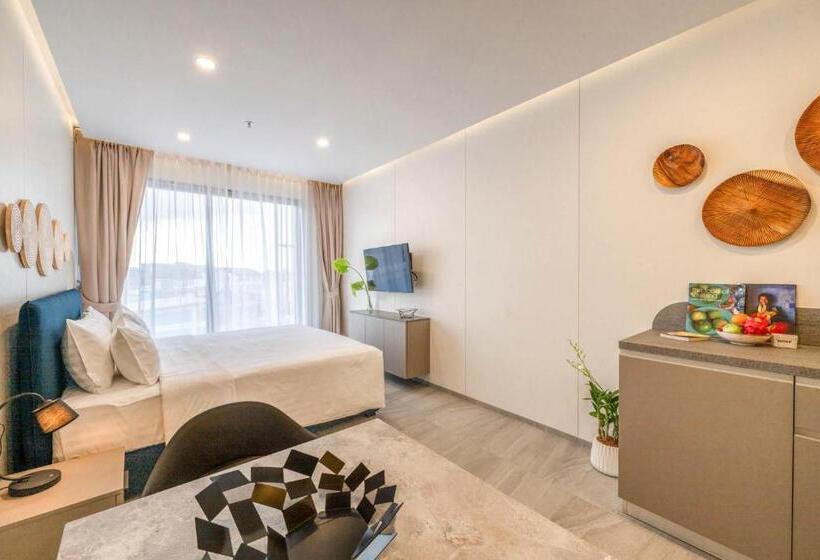 Homa Cherngtalay Phuket