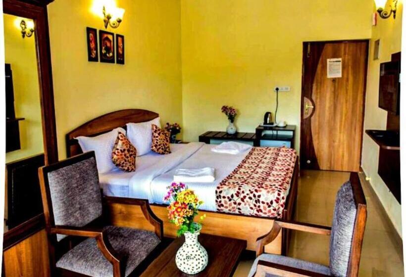 ホテル Candolim Grande By The Four Season , Goa