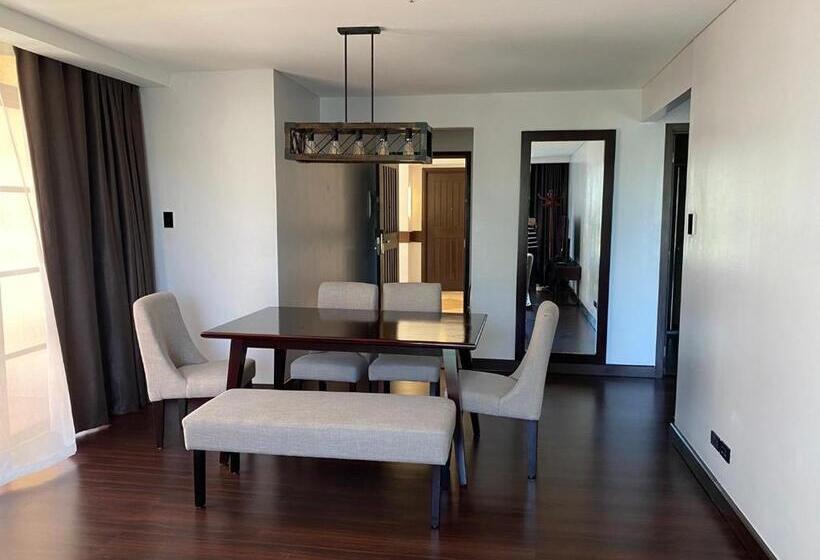 فندق Baguio Forest Lodge At Camp John Hay 004