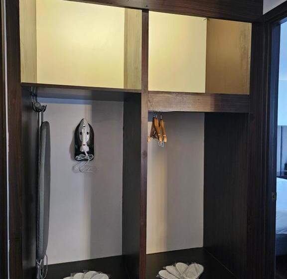 فندق Baguio Forest Lodge At Camp John Hay 004