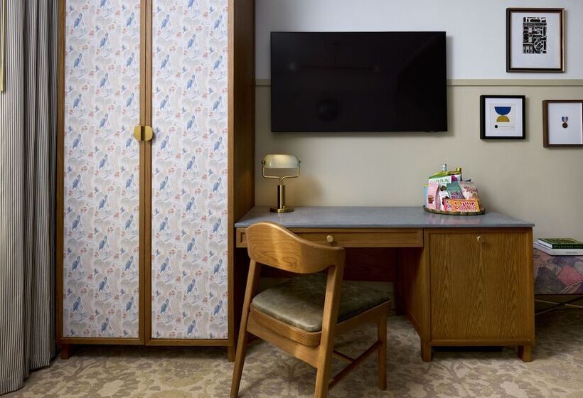 هتل Heron Old Town Alexandria