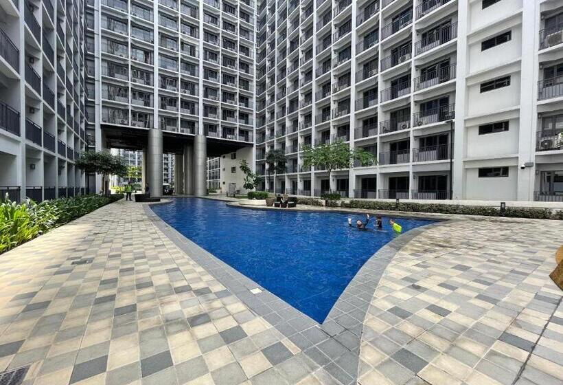 酒店 Homefort At Shore 2 Residences