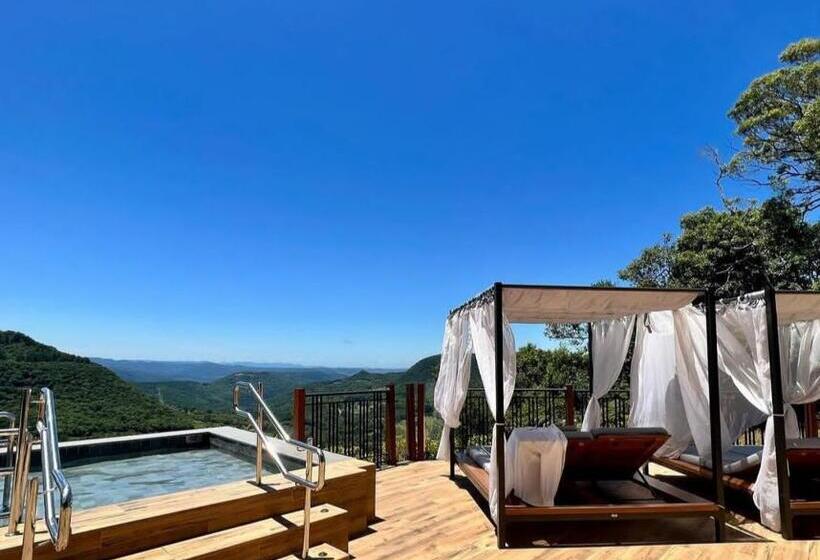 ホテル Laghetto Château