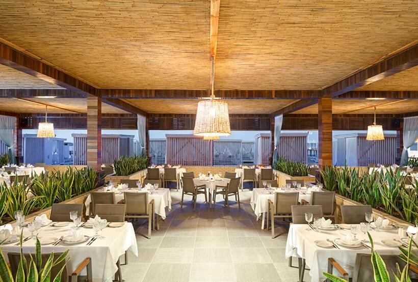 هتل Medworld Cosmos Health & Rehabilitation Center