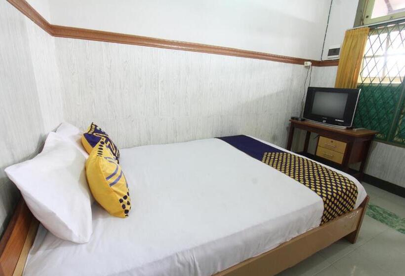 هتل Oyo 93247 Pondok Pariwisata