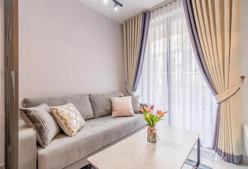 Sky Park Condotel & Residence