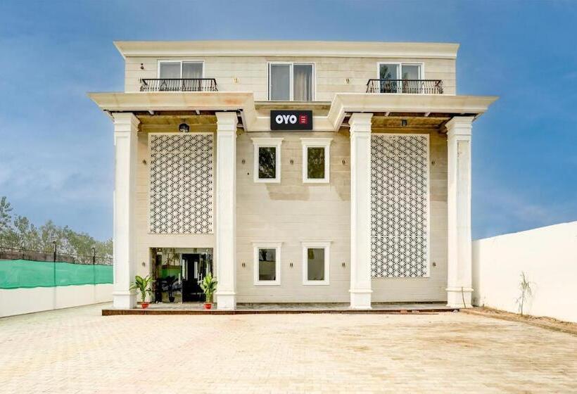 Oyo Hotel Ganga Safari