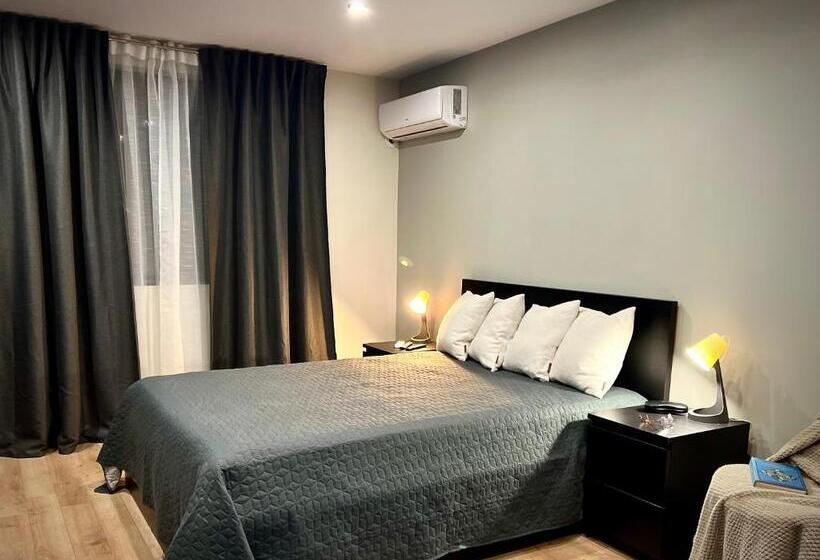 פנסיון туйковата стая The Tuikov Home Room