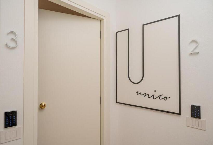 پانسیون Unico