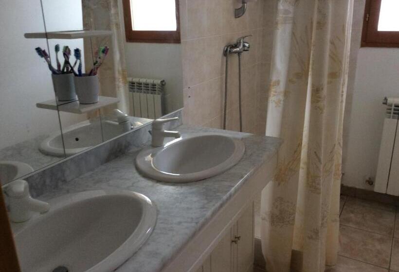 مبيت وإفطار Chambre D Hôte Les Carlines