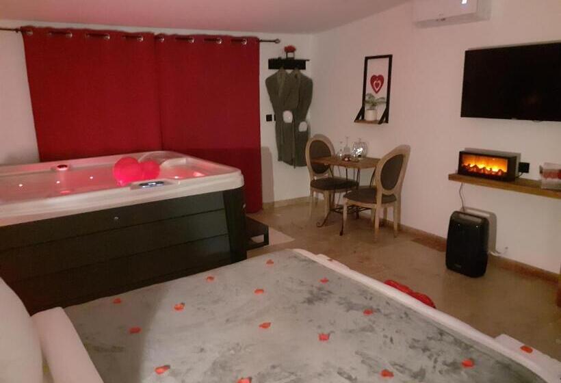 住宿加早餐  La Chambre Des Songes