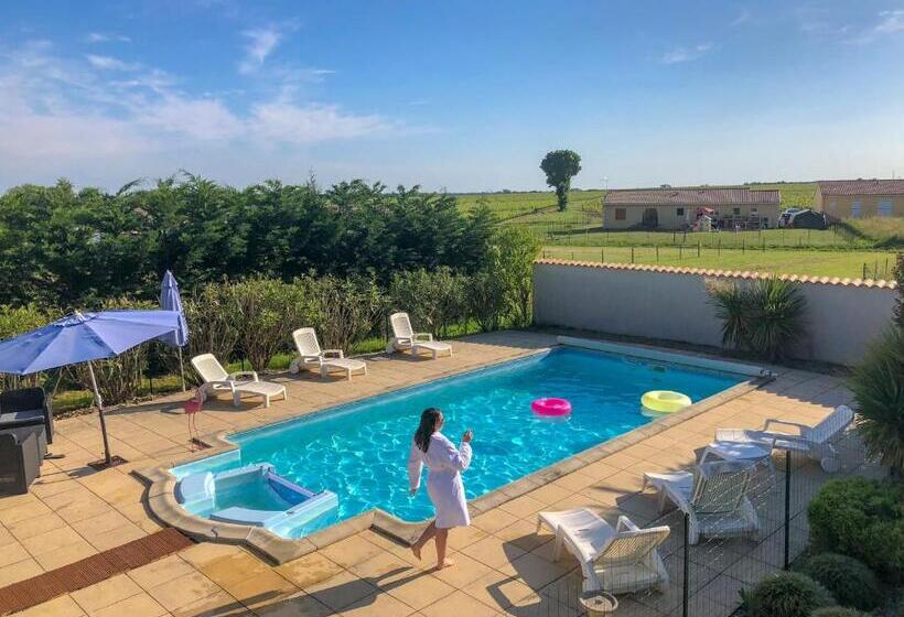 민박 La Closerie Du Chêne Bleu