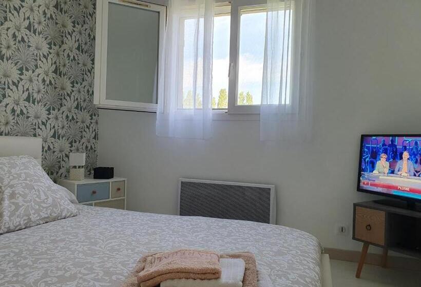 مبيت وإفطار Suite Climatisée Avec Entrée Privative Les Deux Glycines