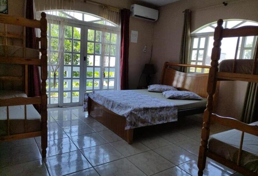 Hostel Da Ilha De Sao Francisco Do Sul