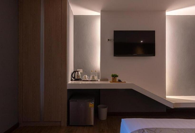 هتل Atrium Suvarnabhumi