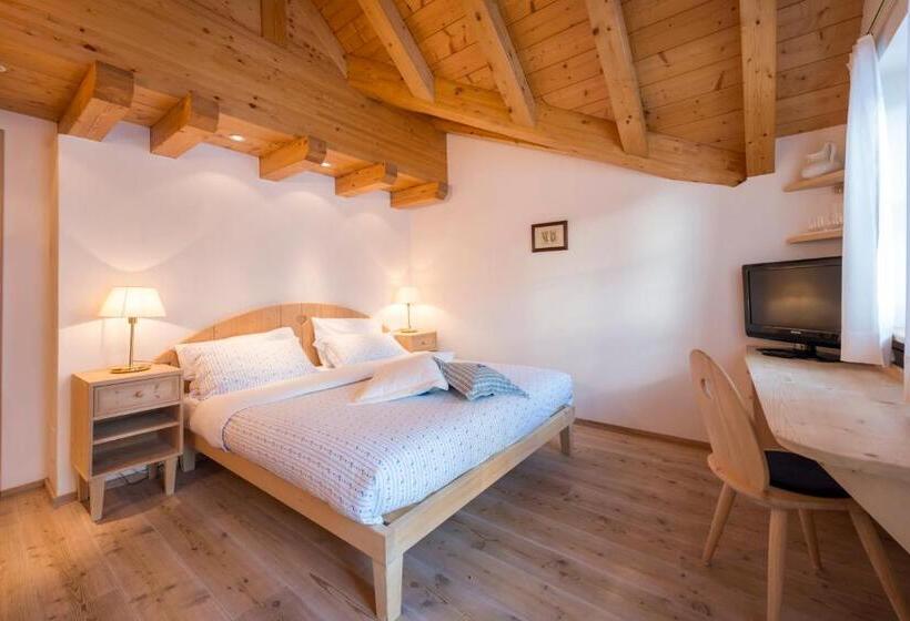 فندق Chalet Cima Uomo