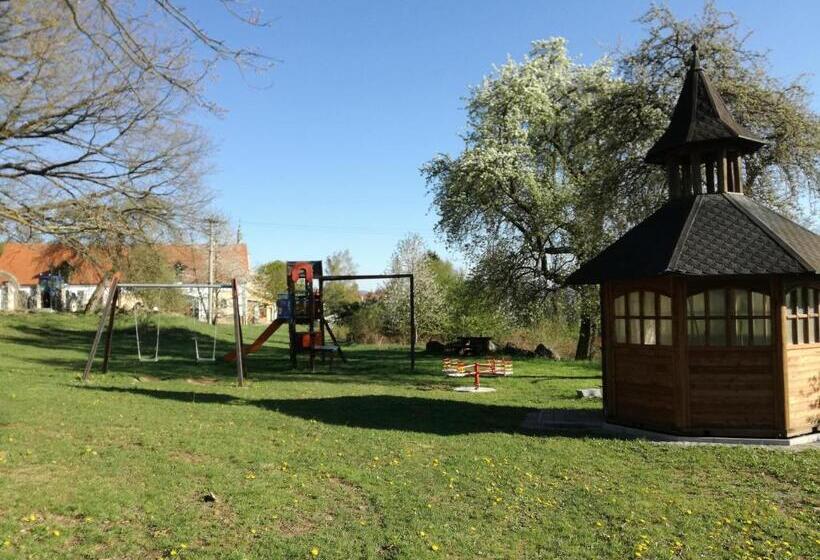 בית מלון כפרי U špejcharu