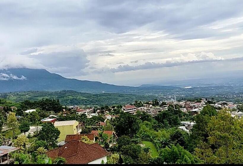 ホテル Villa Raung Indah Tretes