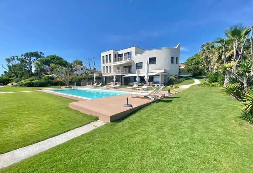 펜션 Fenandgi Luxury Hospitality At Its Finest !