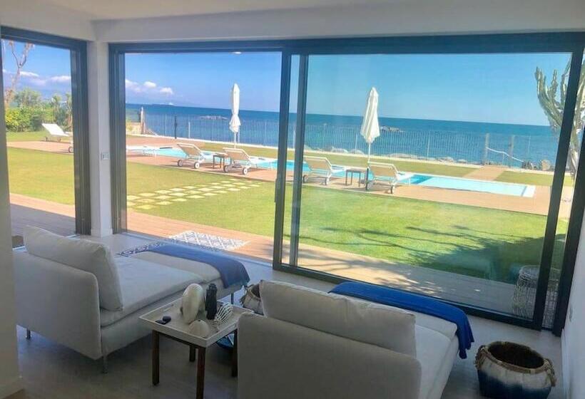 펜션 Fenandgi Luxury Hospitality At Its Finest !