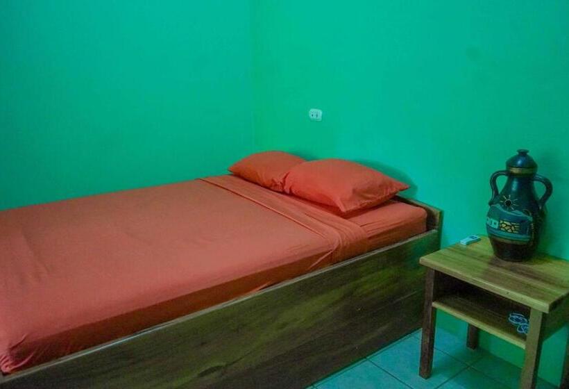 بنسيون Hospedaje El Bosquecito