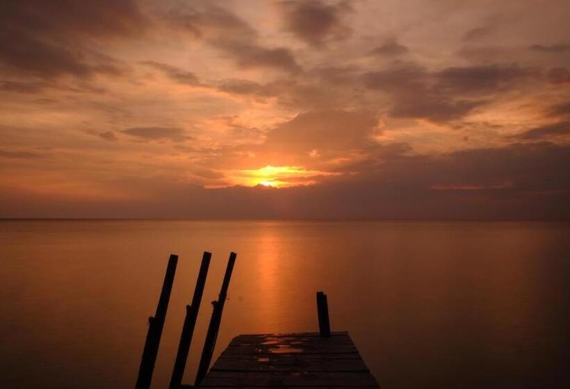 پانسیون Maratua Guesthouse