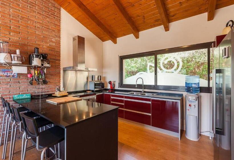 펜션 Only Women Guest House   Villa De La Comunidad Internacional De La Mujer