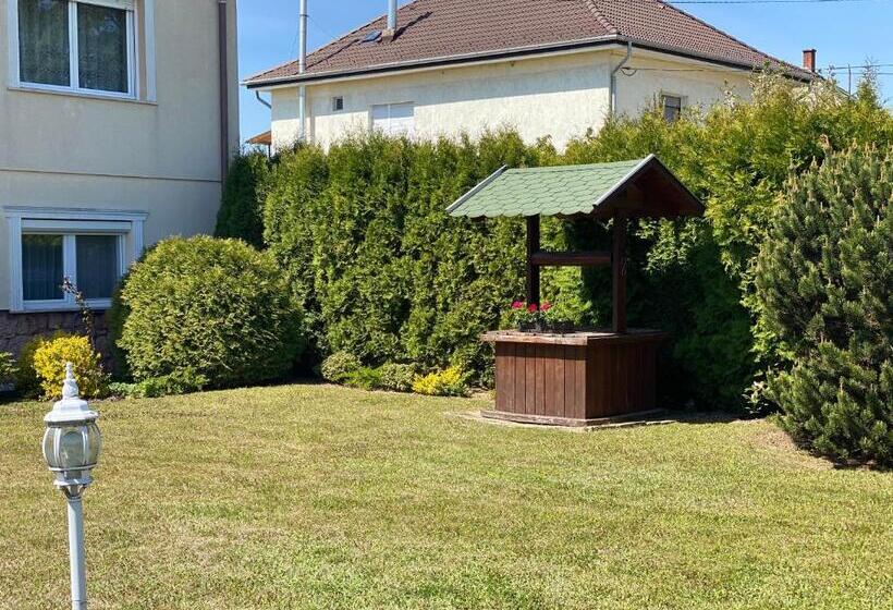 ペンション Patakparti Vendégház