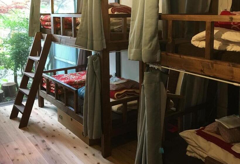 پانسیون Shikkuinoyado Tenjin
