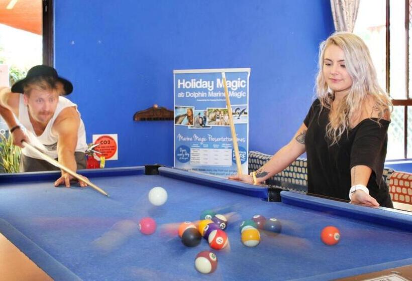 هاستل Aussitel Backpackers