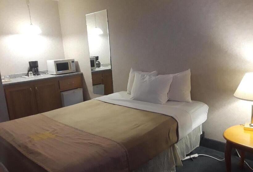 فندق صغير Rodeway Inn