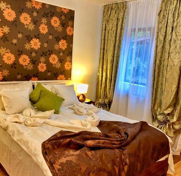 تختخواب و صبحانه Pensiunea Portas Resort