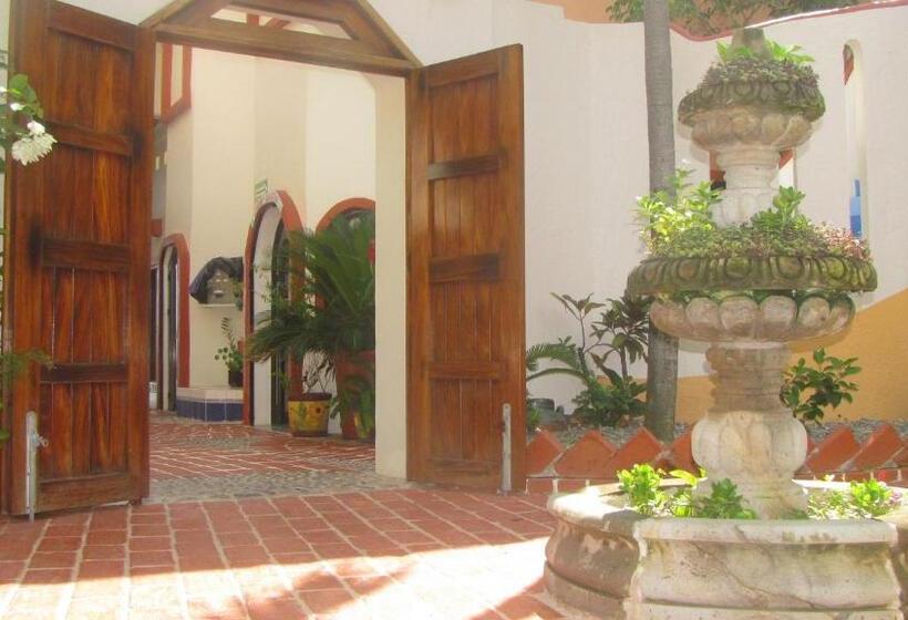 בית מלון כפרי La Paloma Oceanfront Retreat