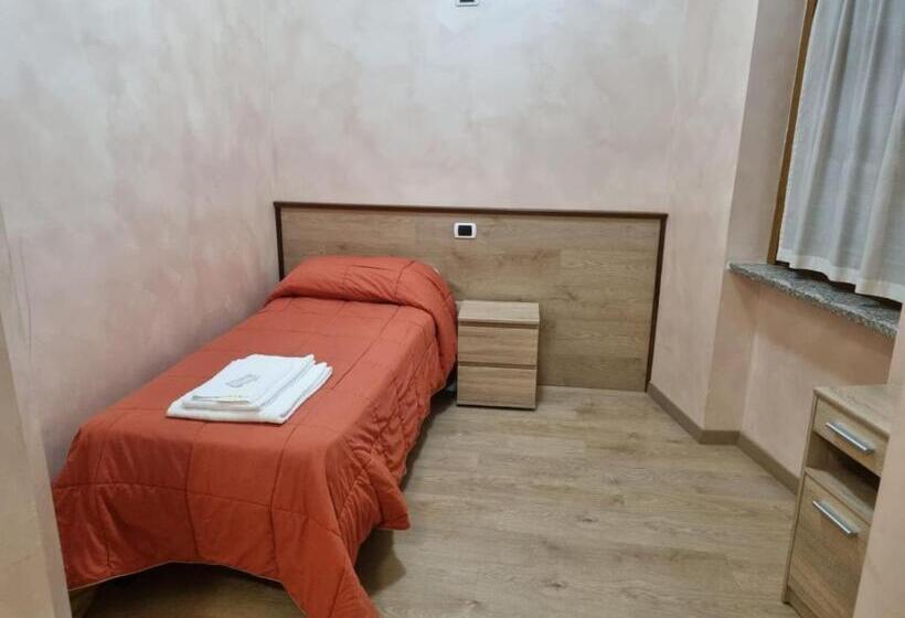 فندق Ristorante Da Valerio