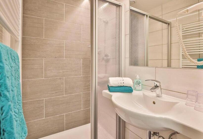 Jugendhotel Bachlehen Und Johanneshof