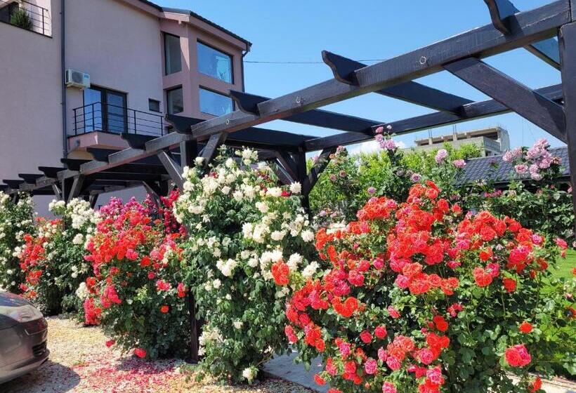 پانسیون Kys House