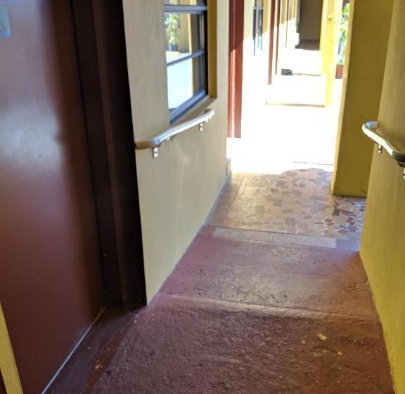 Ramona Motel
